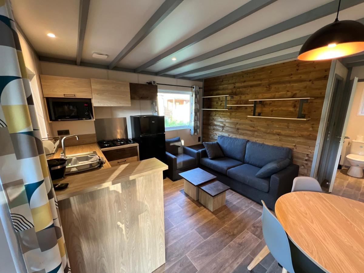 Camping La Ferme De Castellane Exterior photo