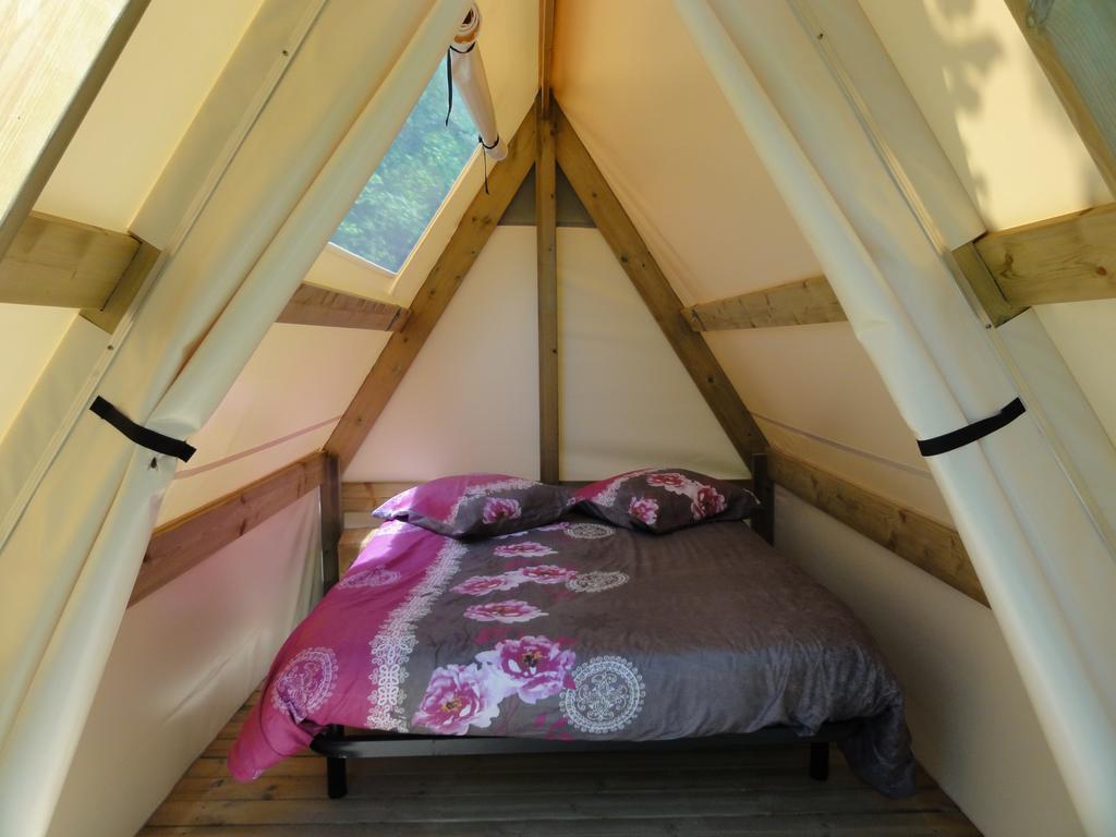 Camping La Ferme De Castellane Exterior photo