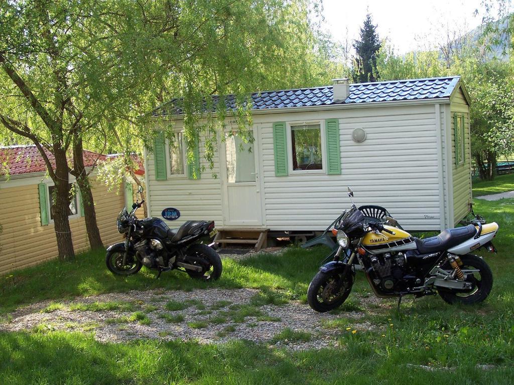 Camping La Ferme De Castellane Room photo