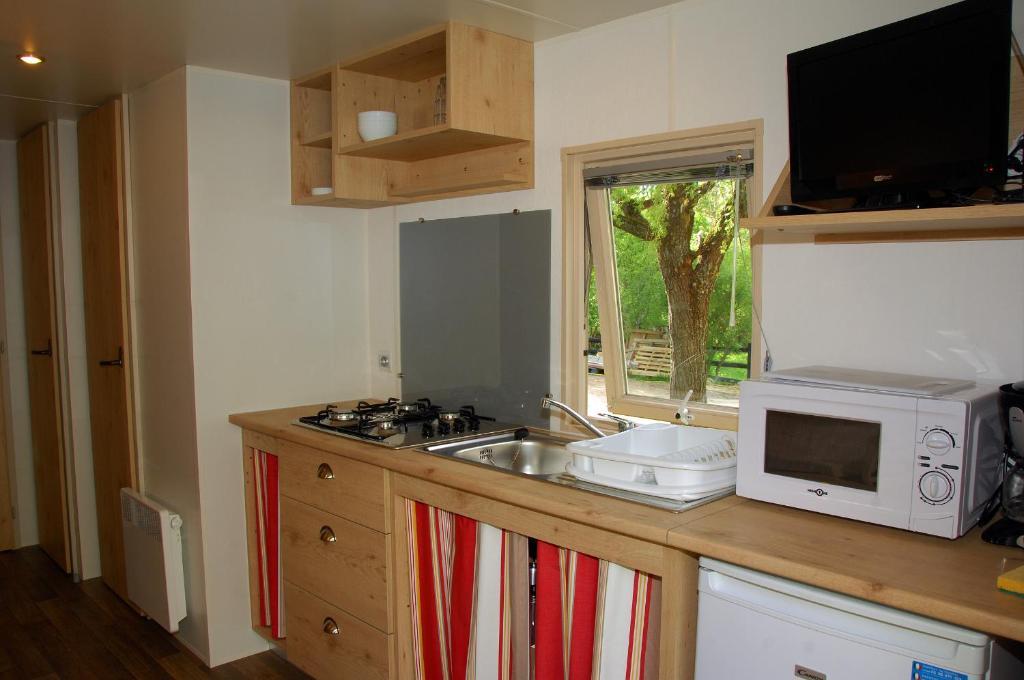 Camping La Ferme De Castellane Room photo